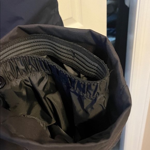 Helly Hansen Black snow Pants - Picture 9 of 16